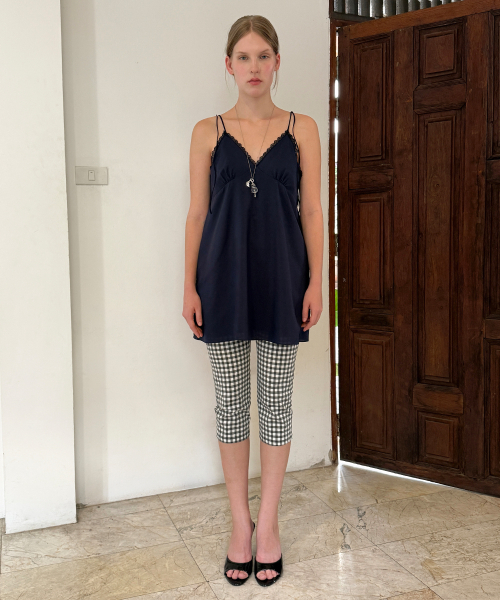 SINOON(シヌーン)の「Lace Flared Mini Dress (Navy)(ワンピース・レディース・ネイビー・FREE)」の1枚目の写真