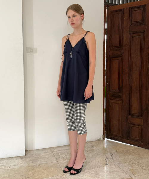 SINOON(シヌーン)の「Lace Flared Mini Dress (Navy)(ワンピース・レディース・ネイビー・FREE)」の2枚目の写真