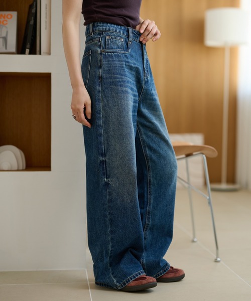 LAULEN（ローレン）の「wide leg straight denim pants / ワイドレッグストレートデニムパンツ（デニムパンツ・レディース・ブルー/ブラック・S/M）」の5枚目の写真