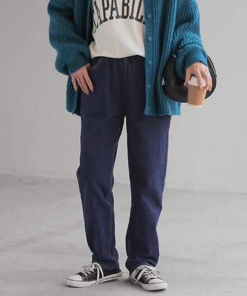 HUG.U(ハグユー)の「<選べるM~3Lサイズ・2丈> 激楽テーパードデニムパンツ(デニムパンツ・レディース・インディゴブルー/ライトインディゴブルー/ブルー・3L(トール丈)/2L(トール丈)/M(トール丈)/L(トール丈)/2L(レギュラー丈)/M(レギュラー丈)/L(レギュラー丈)/3L(レギュラー丈))」の2枚目の写真