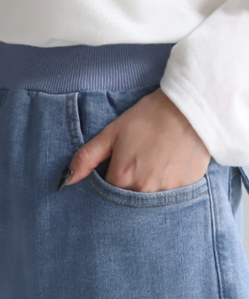 HUG.U(ハグユー)の「<選べるM~3Lサイズ・2丈> 激楽テーパードデニムパンツ(デニムパンツ・レディース・インディゴブルー/ライトインディゴブルー/ブルー・3L(トール丈)/2L(トール丈)/M(トール丈)/L(トール丈)/2L(レギュラー丈)/M(レギュラー丈)/L(レギュラー丈)/3L(レギュラー丈))」の16枚目の写真