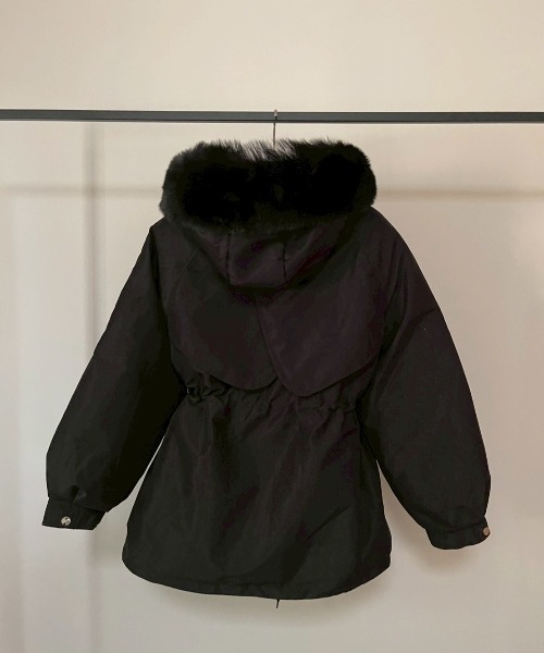 AMAIL（アマイル）の「Snowline Coat（ダウンジャケット/コート・レディース・ブラック/ベージュ・FREE）」の19枚目の写真