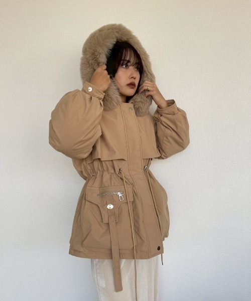 AMAIL（アマイル）の「Snowline Coat（ダウンジャケット/コート・レディース・ブラック/ベージュ・FREE）」の13枚目の写真