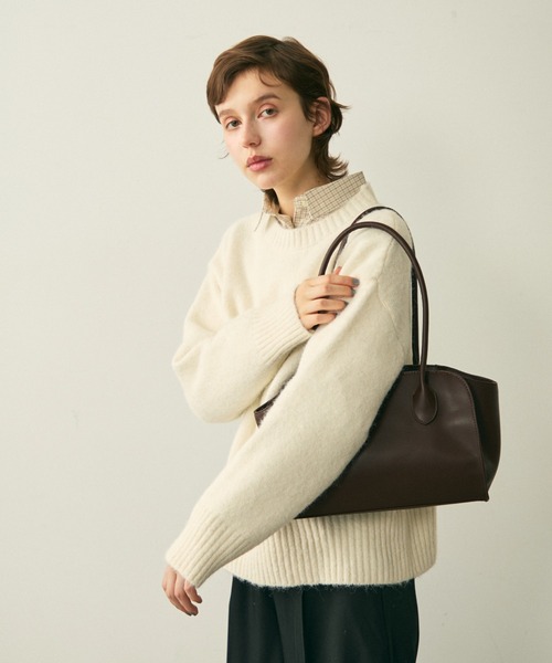 full/fill.(フルフィル)の「faux leather boston bag / フェイクレザーボストンバッグ(ボストンバッグ・レディース・ブラウン/ブラック・FREE)」の5枚目の写真