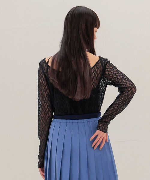 DRESSLAVE（ドレスレイブ）の「shrink stretch 2way pullover(シュリンクストレッチ2ウェイプルオーバー)（Tシャツ/カットソー・レディース・ホワイト/ネイビー・38）」の4枚目の写真