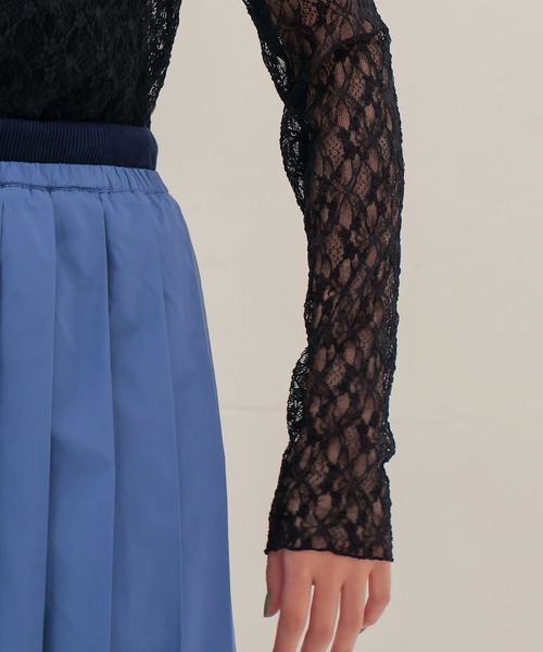 DRESSLAVE（ドレスレイブ）の「shrink stretch 2way pullover(シュリンクストレッチ2ウェイプルオーバー)（Tシャツ/カットソー・レディース・ホワイト/ネイビー・38）」の6枚目の写真