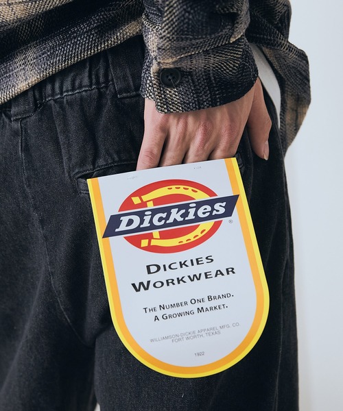 Dickies(ディッキーズ)の「【DICKIES/ディッキーズ】TCツイル デニム ワイドイージーパンツ(その他パンツ・メンズ・ブラック/スミクロ/インディゴブルー・X-LARGE/LARGE/MEDIUM)」の2枚目の写真