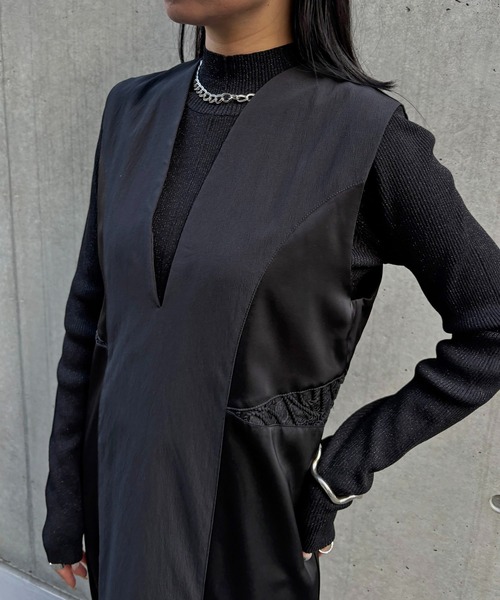 &g'aime(アンジェム)の「【&g'aime 】レースカットIラインワンピース Lace Cut I-Line Dress(ワンピース・レディース・チャコールグレー/ブラック・FREE)」の11枚目の写真