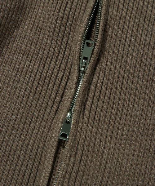 suade（スエード）の「FANCY CROP KNIT ZIP UP [BROWN]（ニット/セーター・レディース・その他・FREE）」の4枚目の写真