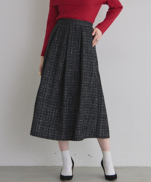 &. NOSTALGIA（アンドドットノスタルジア）の「ツイードタックフレアスカート（スカート・レディース・ブラック/オフホワイト/ブルー・M）」の2枚目の写真