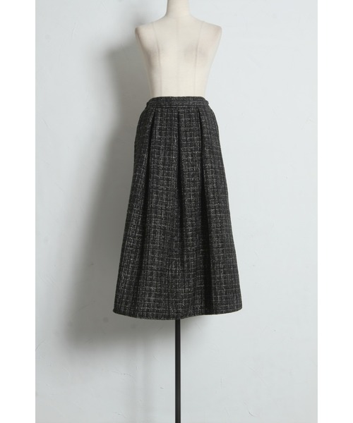 &. NOSTALGIA（アンドドットノスタルジア）の「ツイードタックフレアスカート（スカート・レディース・ブラック/オフホワイト/ブルー・M）」の21枚目の写真