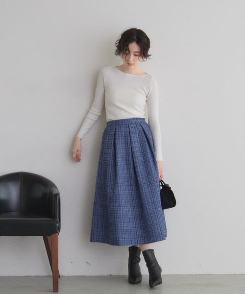 &. NOSTALGIA（アンドドットノスタルジア）の「ツイードタックフレアスカート（スカート・レディース・ブラック/オフホワイト/ブルー・M）」の10枚目の写真