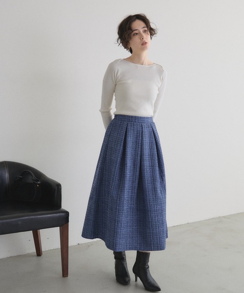 &. NOSTALGIA（アンドドットノスタルジア）の「ツイードタックフレアスカート（スカート・レディース・ブラック/オフホワイト/ブルー・M）」の12枚目の写真