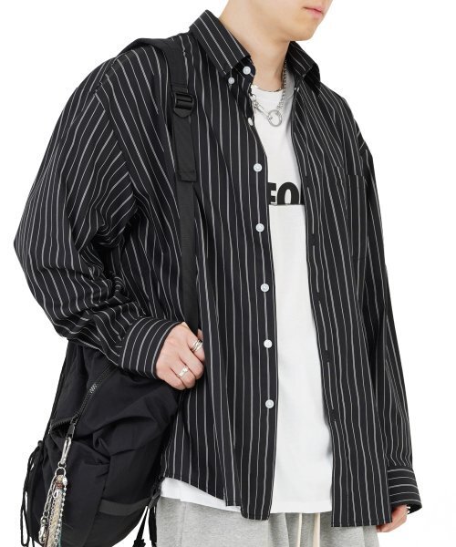 ACHA(アチャ)の「ナイロンコットンストライプシャツ_ブラック(シャツ/ブラウス・レディース・その他・MEDIUM/LARGE)」の1枚目の写真