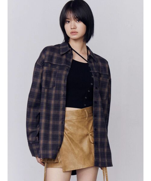 EMODA(エモダ)の「エッジレースオーバーシャツ(シャツ/ブラウス・レディース・ブラック/ベージュ/ネイビー・FREE)」の5枚目の写真