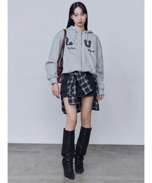 EMODA（エモダ）の「エッジレースオーバーシャツ（シャツ/ブラウス・レディース・ブラック/ベージュ/ネイビー・FREE）」の8枚目の写真