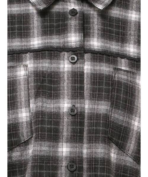 EMODA（エモダ）の「エッジレースオーバーシャツ（シャツ/ブラウス・レディース・ブラック/ベージュ/ネイビー・FREE）」の20枚目の写真