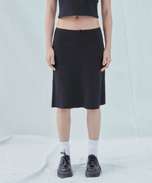 SLEEPYGOM（スリーピーゴーム）の「Pure Black MidISkirt（スカート）」
