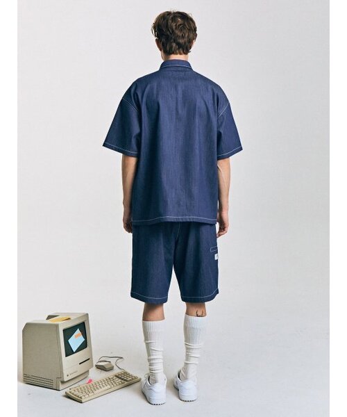 CONTEMENT(コンテメント)の「LYOCELL DENIM LOOSE FIT SHORTS(その他パンツ・メンズ・インディゴブルー・MEDIUM/LARGE/X-LARGE)」の4枚目の写真