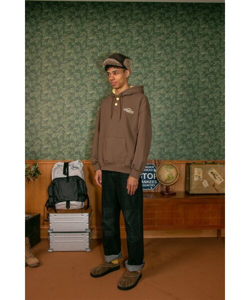 PITHSPORTS（ピース スポーツ）の「E.H.E.S Button Hoodie (Brown)（パーカー・レディース・その他・LARGE）」の5枚目の写真