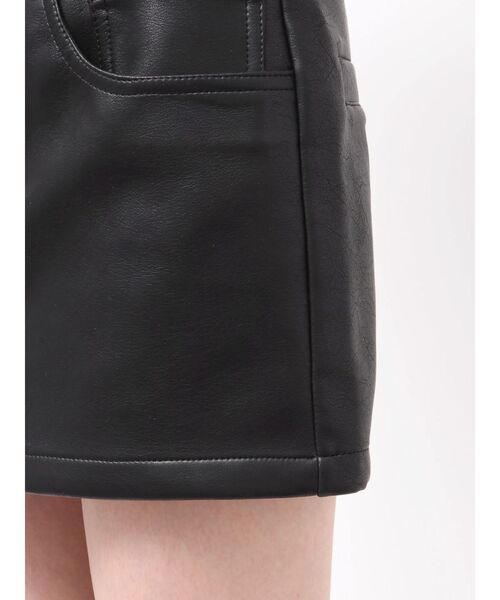EVRIS(エヴリス)の「フェイクレザーベルトミニスカート【セットアップ着用可能】(スカート・レディース・ブラウン/ブラック・MEDIUM/SMALL)」の19枚目の写真