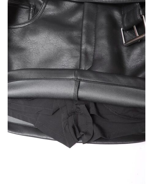 EVRIS(エヴリス)の「フェイクレザーベルトミニスカート【セットアップ着用可能】(スカート・レディース・ブラウン/ブラック・MEDIUM/SMALL)」の17枚目の写真