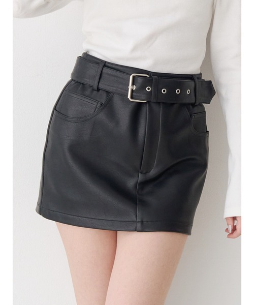 EVRIS(エヴリス)の「フェイクレザーベルトミニスカート【セットアップ着用可能】(スカート・レディース・ブラウン/ブラック・MEDIUM/SMALL)」の1枚目の写真