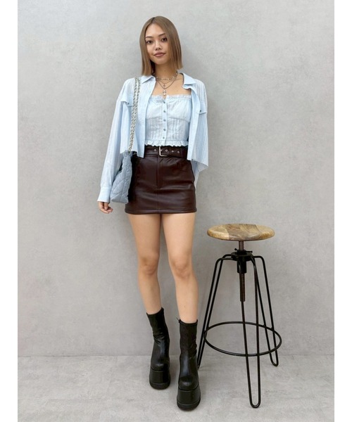 EVRIS(エヴリス)の「フェイクレザーベルトミニスカート【セットアップ着用可能】(スカート・レディース・ブラウン/ブラック・MEDIUM/SMALL)」の12枚目の写真