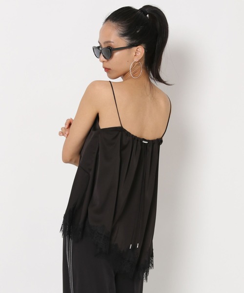 HEREIAM（ヘレイアム）の「【HEREIAM】シーズンレス/ドロストレースサテンキャミ（キャミソール・レディース・ブラック/ナチュラル・FREE）」の21枚目の写真