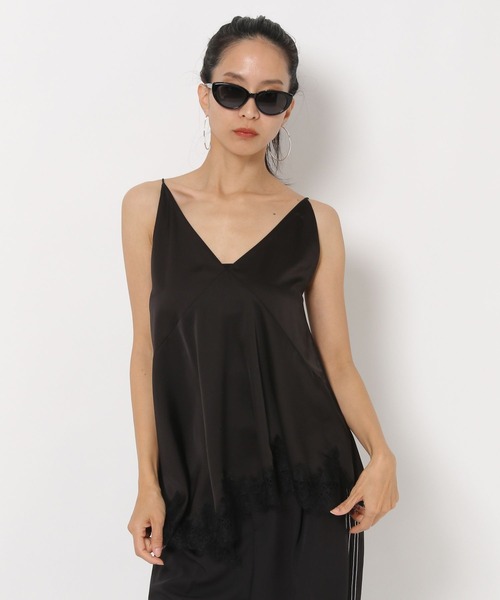 HEREIAM（ヘレイアム）の「【HEREIAM】シーズンレス/ドロストレースサテンキャミ（キャミソール・レディース・ブラック/ナチュラル・FREE）」の22枚目の写真