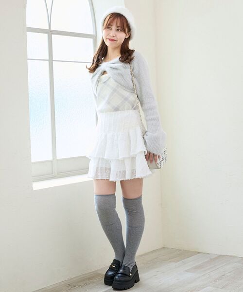 MAJESTIC LEGON（マジェスティックレゴン）の「キラふわシアーミニスカパン（スカート・レディース・ブラック/オフホワイト/アイボリー・MEDIUM）」の7枚目の写真