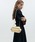 CHARLES & KEITH�i�`���[���Y & �L�[�X�j�́uDuo �h�D�I �L���g�N���X�{�f�B�[�o�b�O�i�V�����_�[�o�b�O�j�v�b���C�g�C�G���[