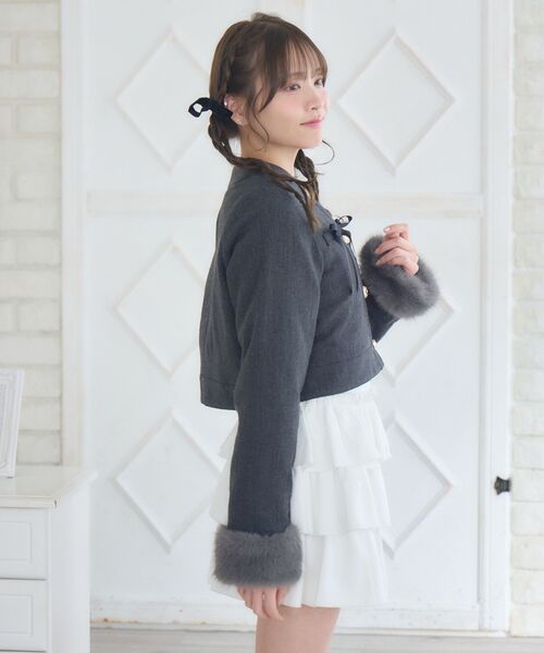 ems excite（エムズエキサイト）の「ファー付中綿リボンJK（ノーカラージャケット・レディース・グレー系その他/ブラック・FREE）」の20枚目の写真