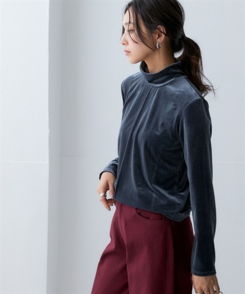 nissen(ニッセン)の「ふわふわベロアセンターラインハイネックプルオーバー<大きいサイズ有>(Tシャツ/カットソー・レディース・ベージュ/ブルーグレー/ダークグリーン/ライトピンク・LL/L/M/S/3L)」の9枚目の写真