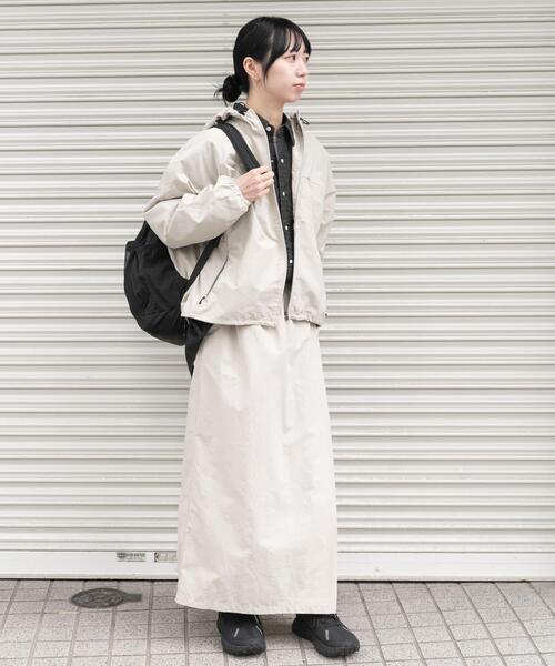 EKAL(エカル)の「『UR TECH』ナイロンタッサ-ラップ風スカート(スカート・レディース・ネイビー/ベージュ/イエロー/ライトブルー・ONE)」の5枚目の写真