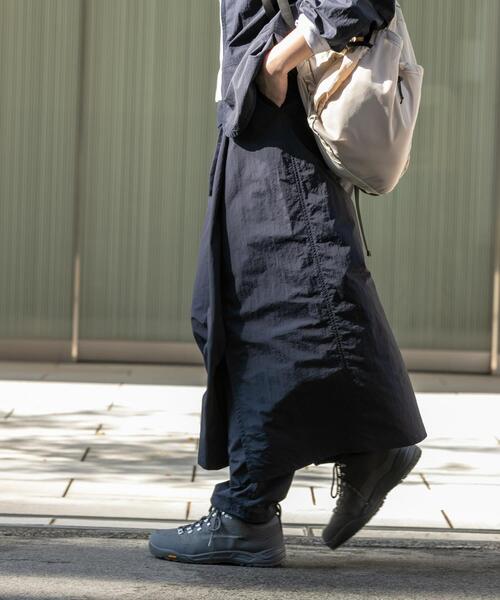 EKAL(エカル)の「『UR TECH』ナイロンタッサ-ラップ風スカート(スカート・レディース・ネイビー/ベージュ/イエロー/ライトブルー・ONE)」の17枚目の写真