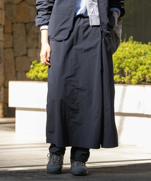 EKAL（エカル）の「『UR TECH』ナイロンタッサ－ラップ風スカート（スカート・レディース・ネイビー/ベージュ/イエロー/ライトブルー・ONE）」の4枚目の写真