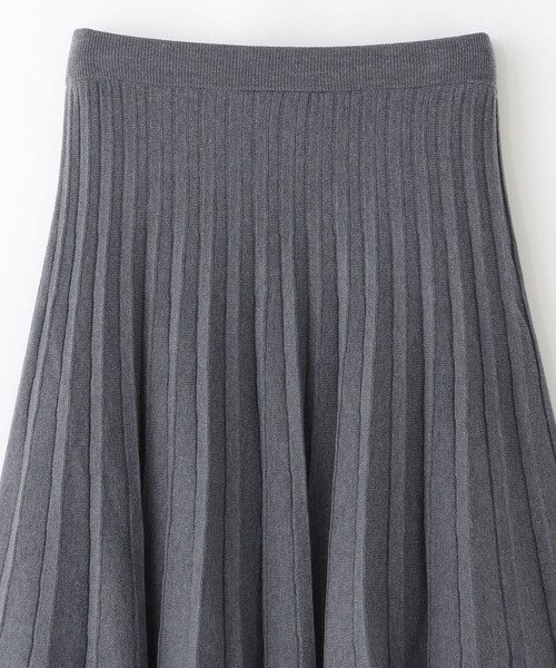 MACKINTOSH PHILOSOPHY（ﾏｯｷﾝﾄｯｼｭ ﾌｨﾛｿﾌｨｰ）の「【WEB&一部店舗限定】フレアプリーツニットスカート（スカート・レディース・ベージュ系その他4/チャコールグレー/ダークネイビー・38）」の6枚目の写真
