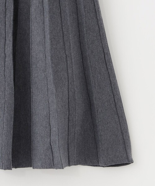 MACKINTOSH PHILOSOPHY（ﾏｯｷﾝﾄｯｼｭ ﾌｨﾛｿﾌｨｰ）の「【WEB&一部店舗限定】フレアプリーツニットスカート（スカート・レディース・ベージュ系その他4/チャコールグレー/ダークネイビー・38）」の7枚目の写真