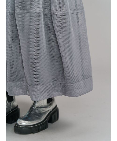 UN3D.（アンスリード）の「DOUBLE FACE MESH COCOON SK / ダブルフェイスメッシュコクーンスカート（スカート・レディース・グレー/ホワイト/ブラック・36/38）」の16枚目の写真