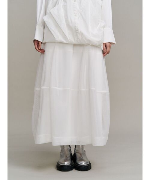 UN3D.（アンスリード）の「DOUBLE FACE MESH COCOON SK / ダブルフェイスメッシュコクーンスカート（スカート・レディース・グレー/ホワイト/ブラック・36/38）」の2枚目の写真
