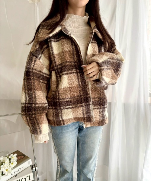 merrylatte（メリーラテ）の「チェックボアショートジャケット【Muller Rossi】（ブルゾン・レディース・ブラウン・FREE）」の3枚目の写真