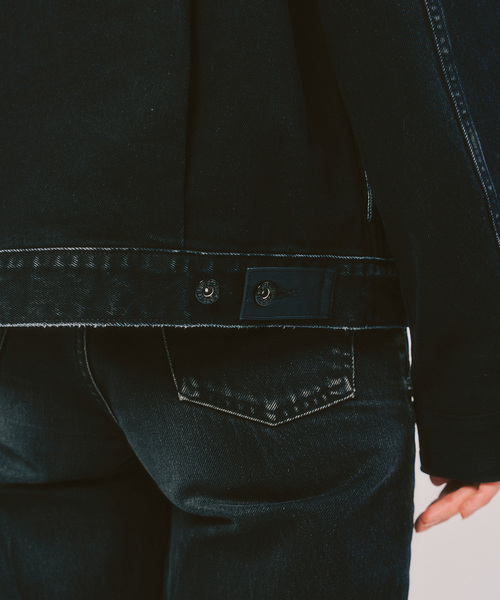 Levi's（リーバイス）の「Levi’s(リーバイス) 別注 2nd Type トラッカー ジャケット（デニムジャケット・メンズ・ブラック・XX-LARGE/X-LARGE/LARGE/MEDIUM/SMALL/X-SMALL）」の22枚目の写真