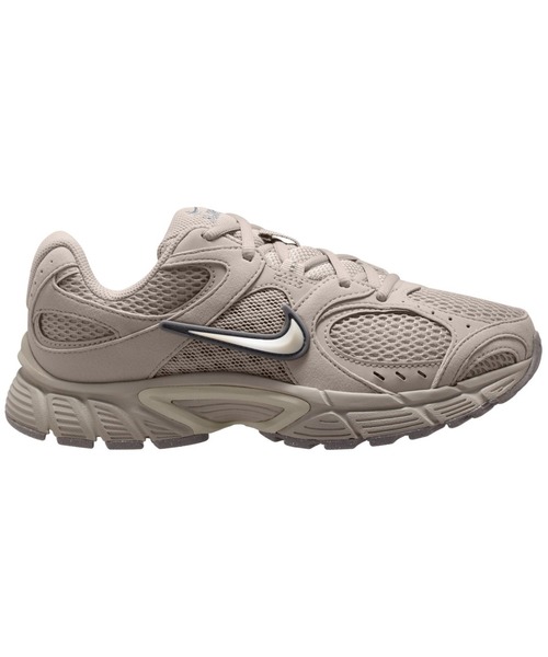 NIKE(ナイキ)の「ナイキ NIKE ナイキ V5 RNR(スニーカー・レディース・ベージュ・23.0cm/23.5cm/24.0cm/24.5cm/25.0cm)」の8枚目の写真