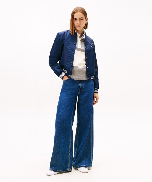 TOMMY HILFIGER(トミーヒルフィガー)の「バーシティボンバージャケット(ブルゾン・レディース・マルチ/ブラウン・X-SMALL/MEDIUM/SMALL)」の4枚目の写真