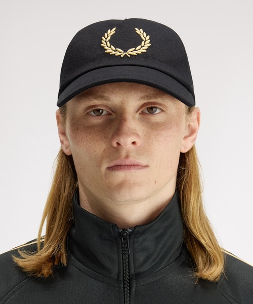 FRED PERRY(フレッドペリー)の「Bold Branding Canvas Cap/ボールドロゴキャンバスキャップ(キャップ・メンズ・ブラック・ONE SIZE)」の5枚目の写真