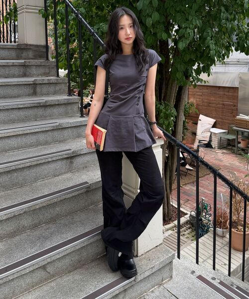 DECET WOMEN(デケット ウーマン)の「Flared Shirring Pants DCWPT017BLACK(その他パンツ・レディース・その他・X-SMALL/SMALL/MEDIUM/LARGE)」の17枚目の写真