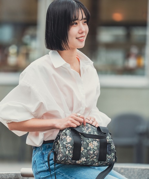 KiU(キウ)の「600D ミニボストンバッグ(4L)(ボストンバッグ・レディース・ネイビー系/ブラック/アニマル/ダークグリーン系・FREE)」の19枚目の写真
