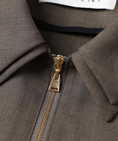 CULLNI(クルニ)の「Dry Gabardine Layered collar Half Zip Shirt(シャツ/ブラウス・メンズ・カーキ/ブラック/ネイビー/チャコール・2/1/0)」の8枚目の写真