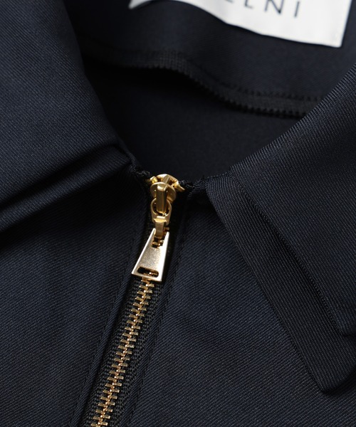 CULLNI(クルニ)の「Dry Gabardine Layered collar Half Zip Shirt(シャツ/ブラウス・メンズ・カーキ/ブラック/ネイビー/チャコール・2/1/0)」の14枚目の写真